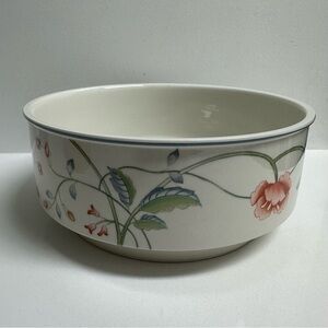 Villeroy & Boch Albertina Vegetable Serving Bowl 8" Germany Floral Retired EUC